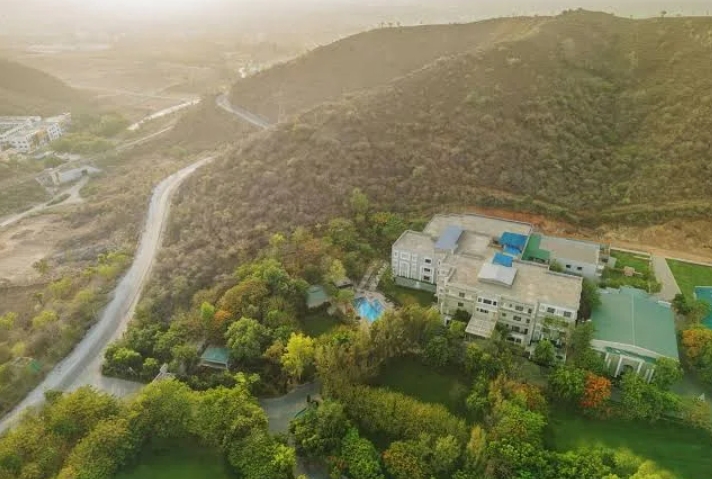 Essentia Luxury Resort & Spa, Udaipur | Best 5-Star Wedding Venue in City of Lakes | Grand Lawns, Ballroom & Destination Weddings